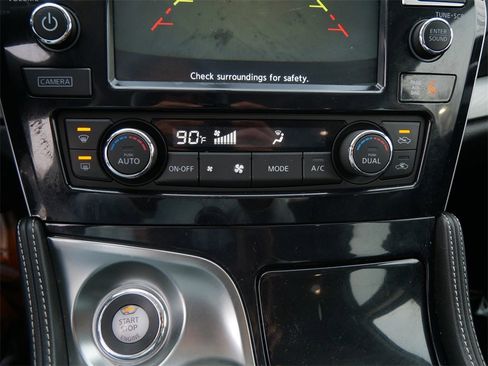 Used 2017 Nissan Maxima 3.5 SV image 28