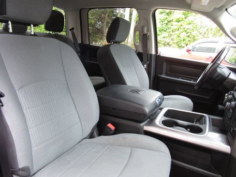 Used 2023 RAM 1500 Express w/ Wheel & Sound Group AWD/4WD image 22