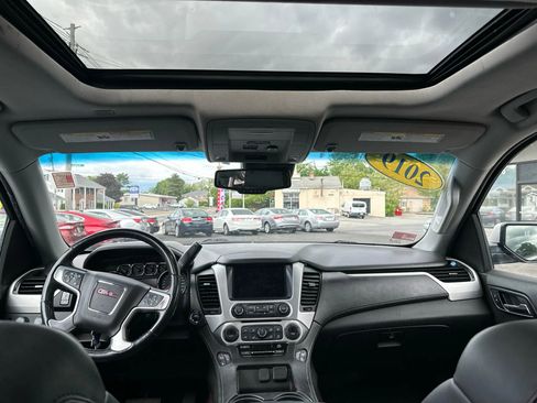 Used 2019 GMC Yukon SLT w/ Open Road Package image 10