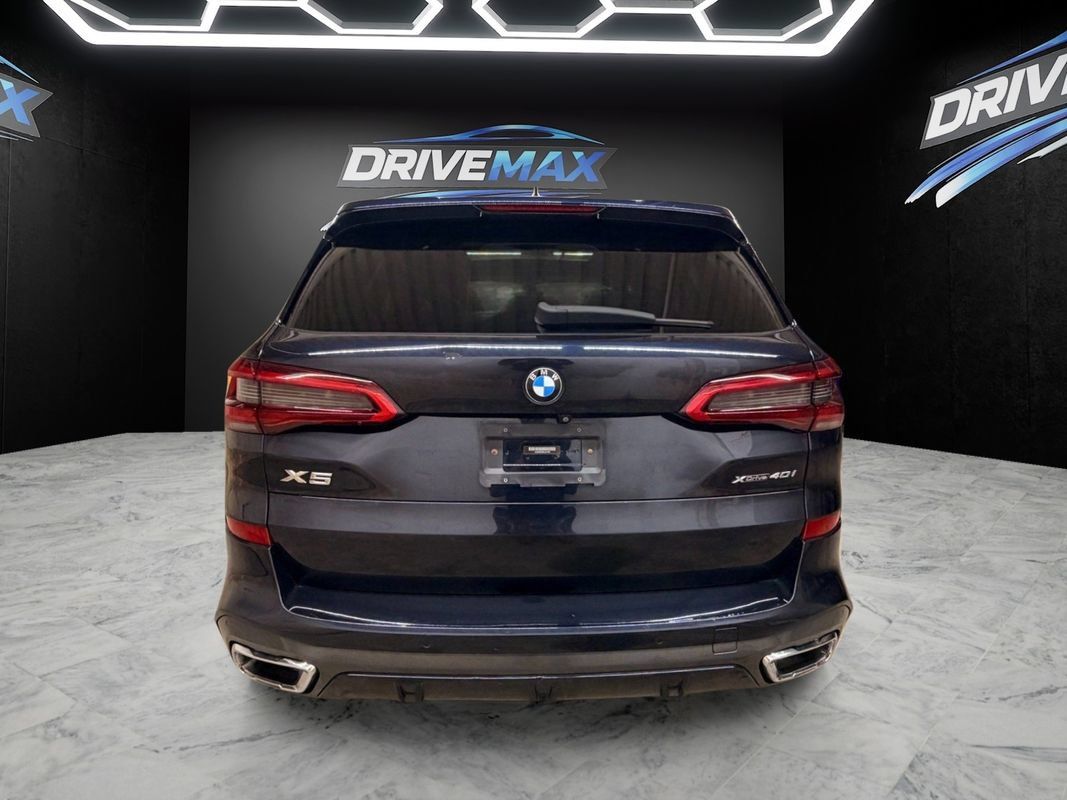 Used 2019 BMW X5 xDrive40i w/ M Sport Package AWD/4WD image 6