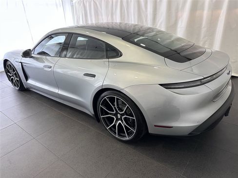 New 2025 Porsche Taycan image 3