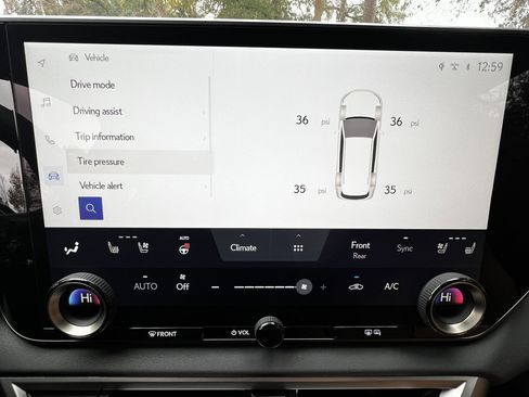 Used 2025 Lexus RX 350 Premium image 24