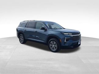 Certified 2025 Chevrolet Traverse LT video 2