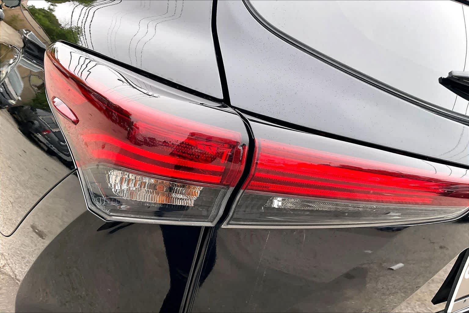 Used 2026 Toyota Highlander XLE AWD/4WD image 28
