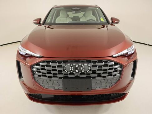 Certified 2025 Audi Q5 Prestige AWD/4WD image 8