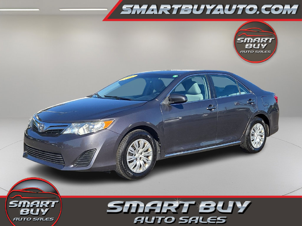 Used 2012 Toyota Camry LE FWD image 1