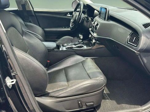 Used 2019 Kia Stinger image 19
