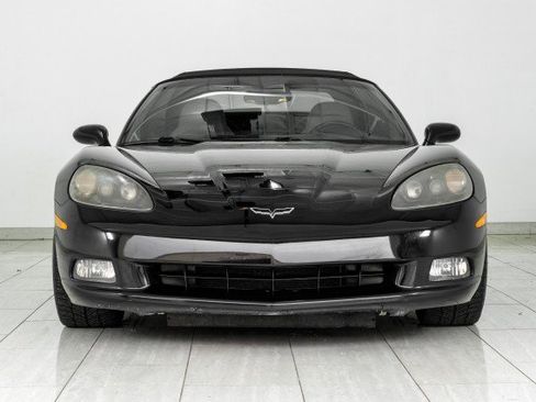 Used 2007 Chevrolet Corvette Convertible RWD image 3
