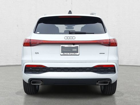 Certified 2025 Audi Q5 Premium Plus w/ Premium Plus AWD/4WD image 6