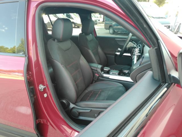 Used 2022 Mercedes-Benz GLB 250 image 20