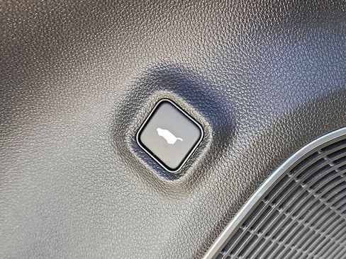 Used 2023 Acura MDX SH-AWD w/ Technology Package image 27