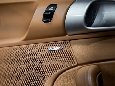 Used 2012 Porsche 911 Carrera 4S image 16