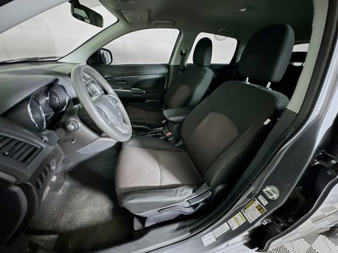 Used 2019 Mitsubishi Outlander Sport ES image 13