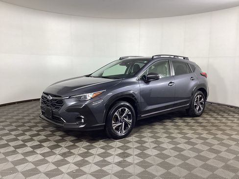Used 2024 Subaru Crosstrek 2.0i Premium AWD/4WD image 5