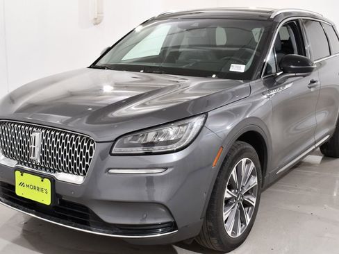 Used 2022 Lincoln Corsair Reserve w/ Equipment Group 201A image 2