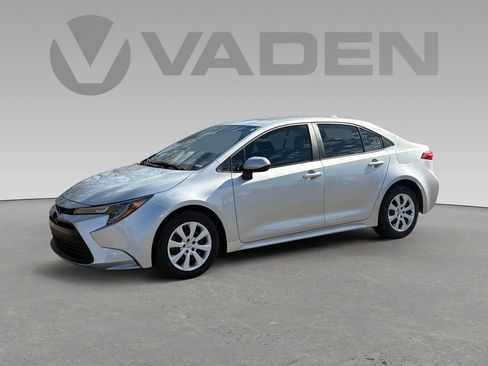 Used 2024 Toyota Corolla LE image 22