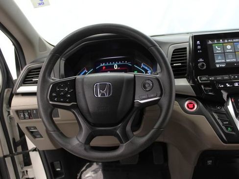 Used 2019 Honda Odyssey EX image 19
