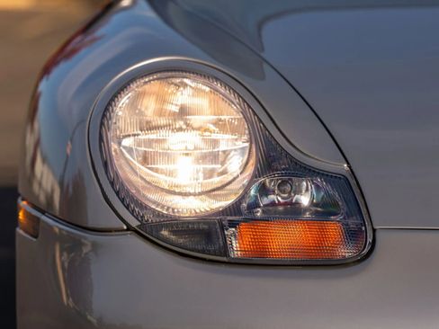 Used 1999 Porsche 911 GT3 RS image 14