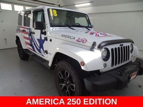 Used 2018 Jeep Wrangler Unlimited Sahara AWD/4WD image 1