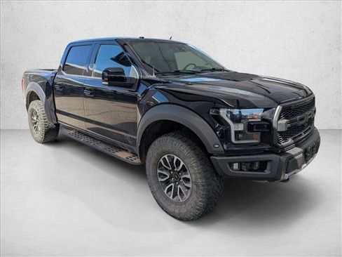 Used 2018 Ford F150 Raptor w/ Equipment Group 802A Luxury image 3