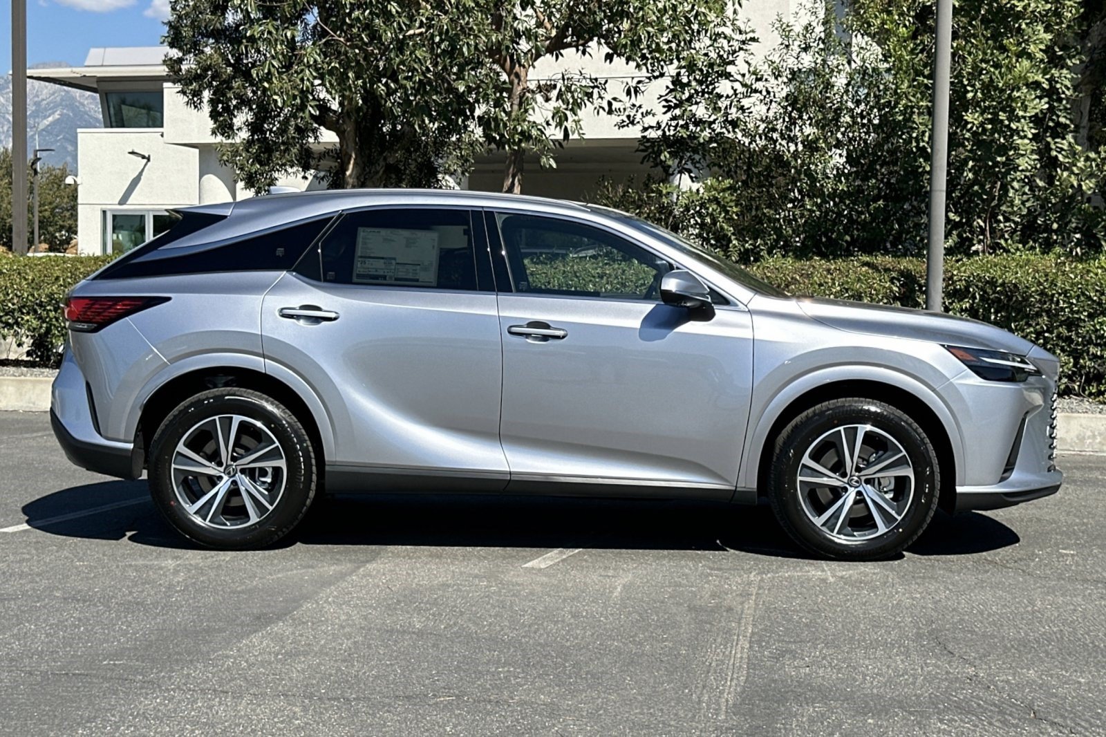 New 2026 Lexus RX 350 Premium w/ Accessory Package (2T) FWD image 8