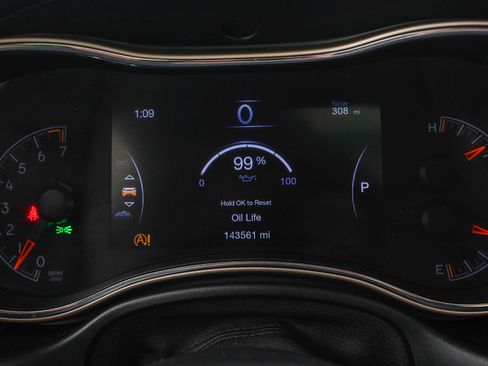 Used 2016 Jeep Grand Cherokee Overland AWD/4WD image 28