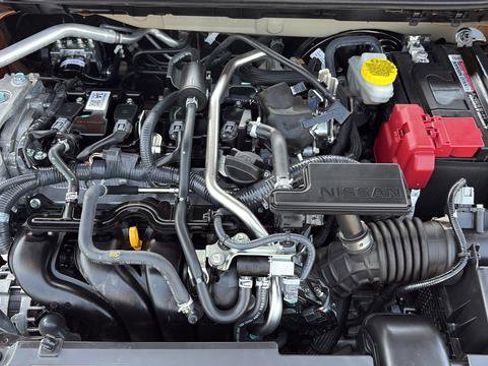 Used 2025 Nissan Sentra SR image 30