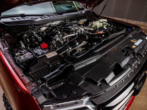 Used 2026 Ford F250 Platinum w/ Platinum Plus Package image 40