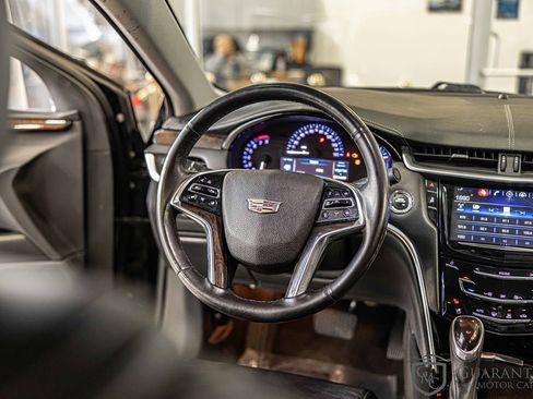 Used 2016 Cadillac XTS Luxury image 38