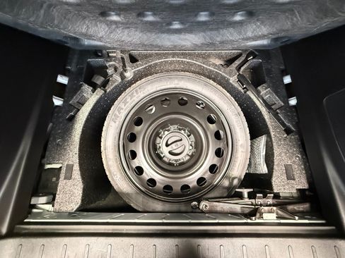 Used 2012 Chevrolet Equinox LS FWD image 6