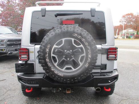 Used 2013 Jeep Wrangler Rubicon image 3