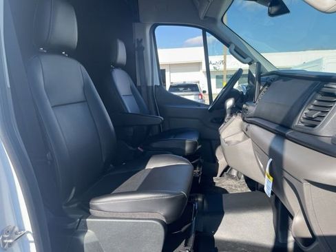 New 2026 Ford Transit 250 148 Medium Roof w/ Load Area Protection Package image 16