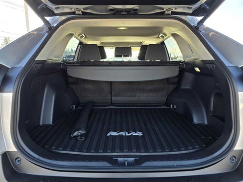 Certified 2025 Toyota RAV4 XLE image 18