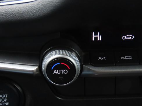 Used 2025 MAZDA MAZDA3 s Sport image 26