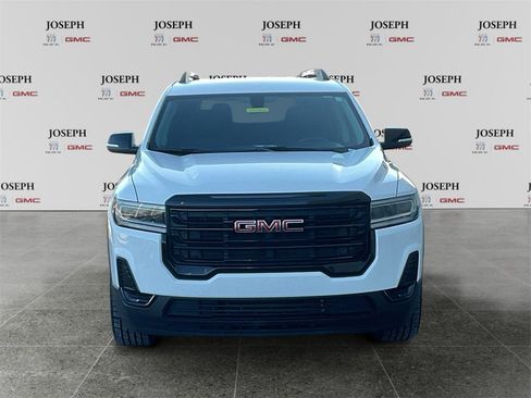 Used 2021 GMC Acadia SLE w/ Driver Convenience Package image 2