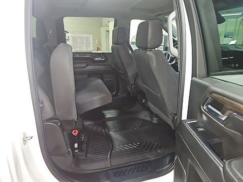 Used 2024 Chevrolet Silverado 2500 LT image 31