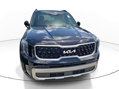 Used 2023 Kia Telluride EX X-Line AWD/4WD image 2