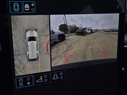 New 2026 GMC Yukon Elevation image 7