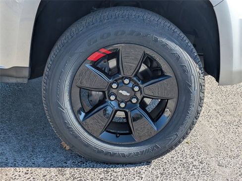 Used 2019 Chevrolet Colorado LT w/ Redline Special Edition image 12