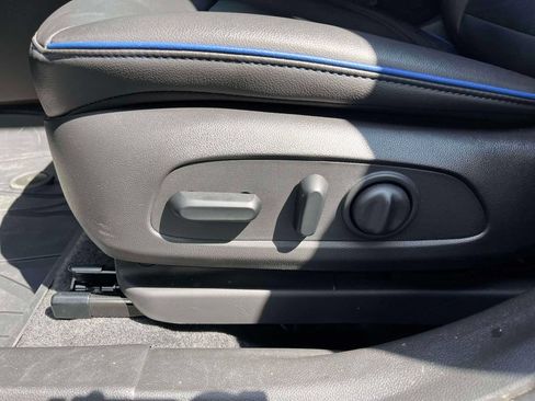 Certified 2024 Buick Envista Sport Touring w/ Convenience I Package FWD image 28
