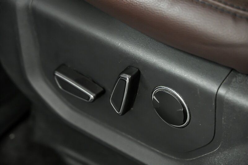 Used 2022 Ford Expedition Limited AWD/4WD image 22