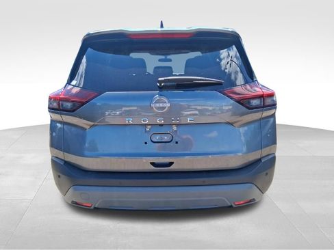 Used 2023 Nissan Rogue S FWD image 3