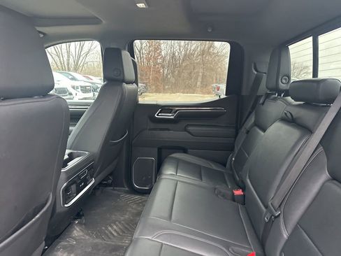 Used 2023 Chevrolet Silverado 1500 LTZ w/ LTZ Premium Package image 10