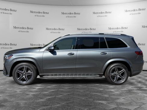 Used 2026 Mercedes-Benz GLS 450 GLS 450 image 2