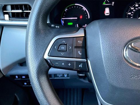 Used 2021 Toyota Sienna LE image 8