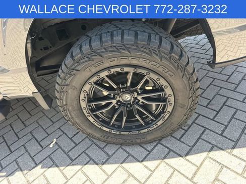 Used 2023 Ford F150 Lariat w/ Equipment Group 502A High AWD/4WD image 9