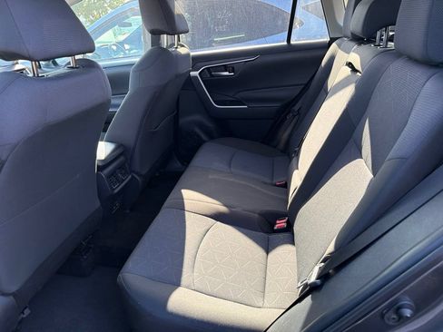 Used 2025 Toyota RAV4 XLE FWD image 3