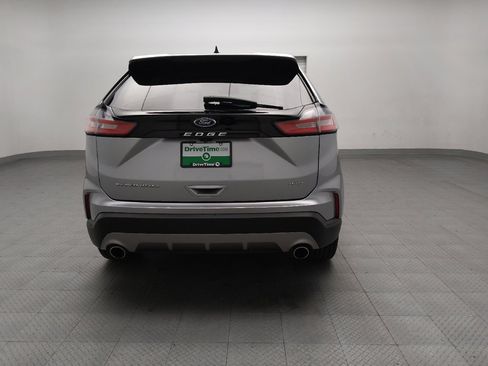 Used 2022 Ford Edge Titanium w/ Equipment Group 301A image 7