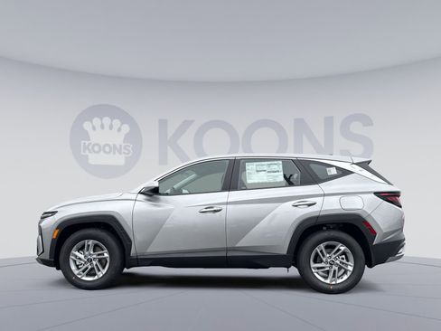 New 2026 Hyundai Tucson SE image 2