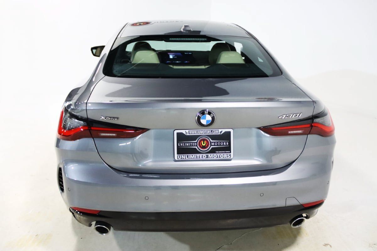 Used 2026 BMW 430i xDrive Coupe w/ Premium Package AWD/4WD image 32